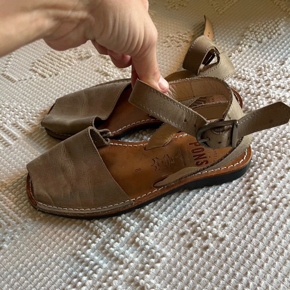 Pons ankle sandals
